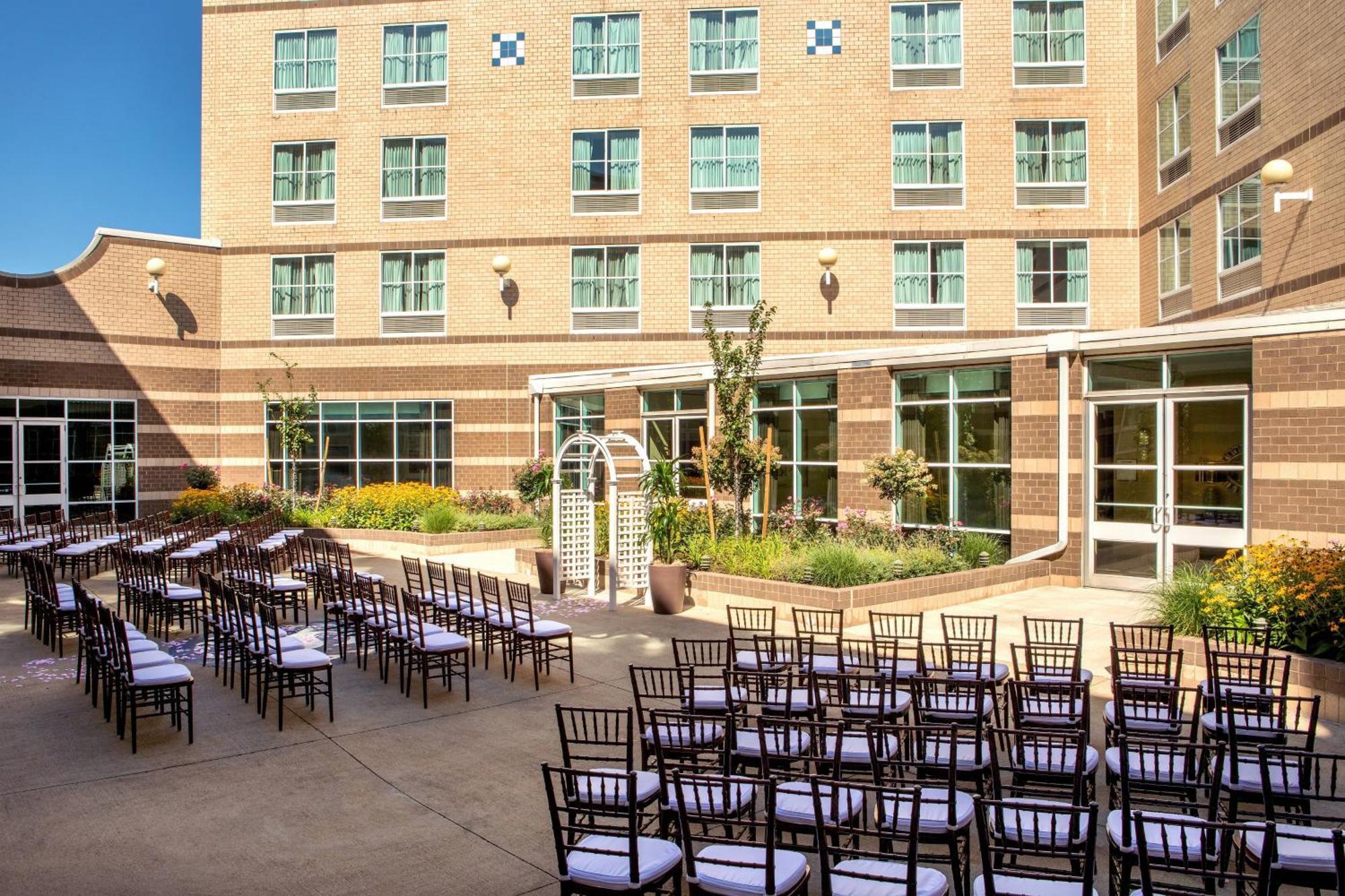 Sheraton Boston Needham Hotel Eksteriør billede