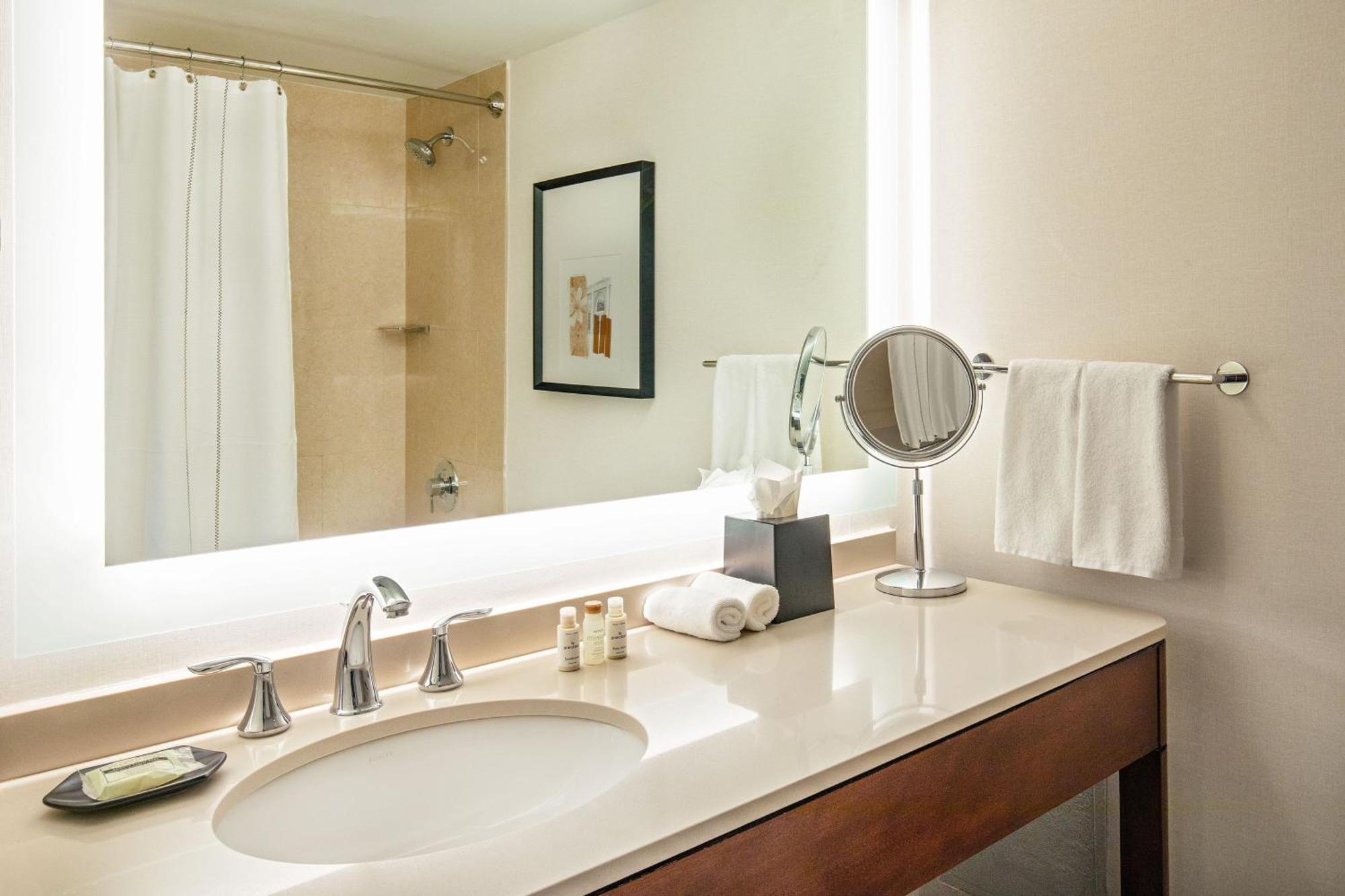 Sheraton Boston Needham Hotel Eksteriør billede